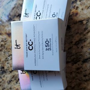 it Cosmetics CC+ Airbrush Perfecting Powder Finishing Veil | Medium